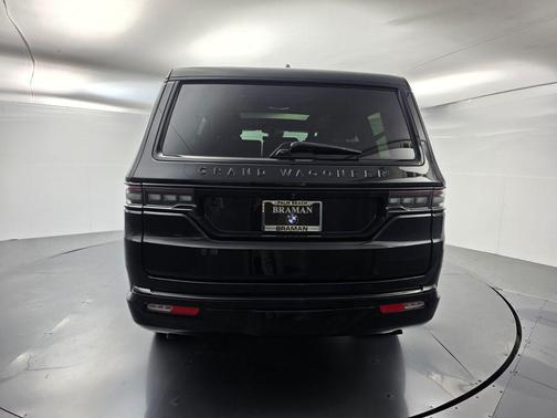 2024 Jeep Grand Wagoneer Series III