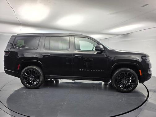 2024 Jeep Grand Wagoneer Series III