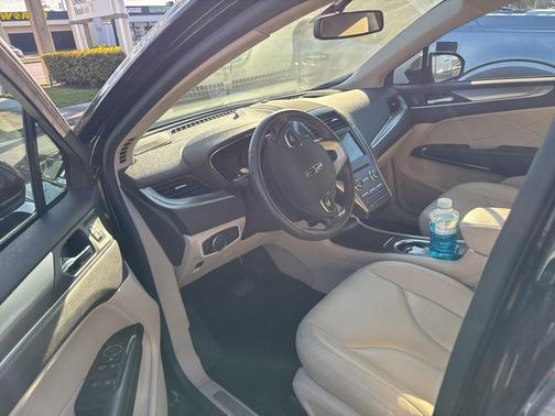 2019 Lincoln MKC Standard