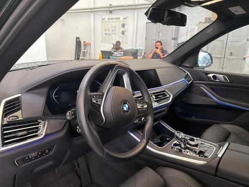 2023 BMW X5 sDrive40i