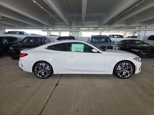 Mineral White Metallic 2026 BMW 430 i