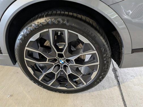 2026 BMW X7 M60i
