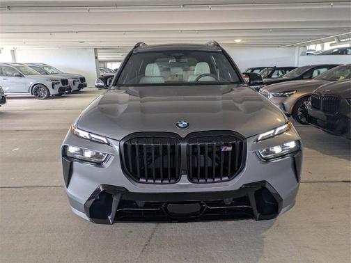 2026 BMW X7 M60i