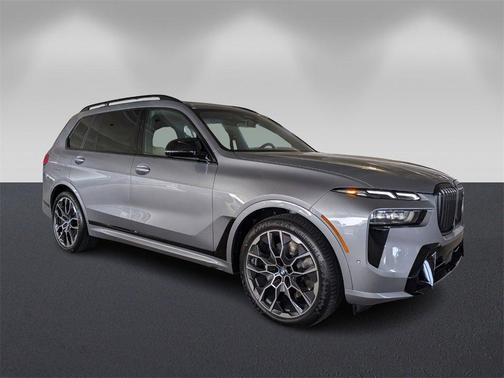 2026 BMW X7 M60i