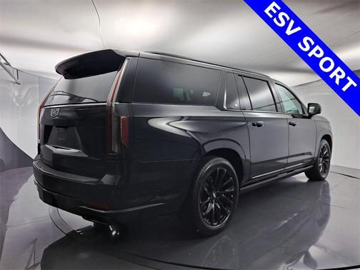 2022 Cadillac Escalade ESV Sport