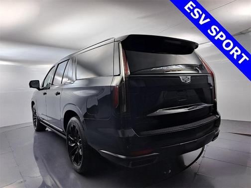 2022 Cadillac Escalade ESV Sport