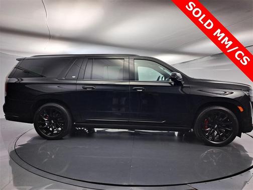 2022 Cadillac Escalade ESV Sport