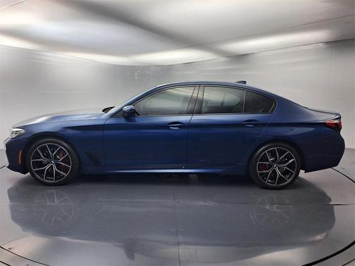 2022 BMW 530 i