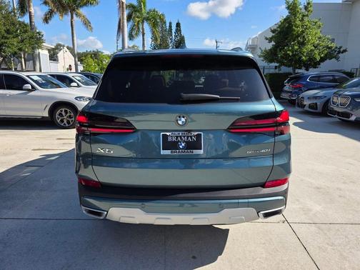 Blue Ridge Mountain Metallic 2026 BMW X5 sDrive40i