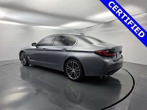2022 BMW 530 i