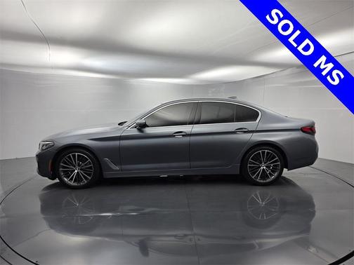 2022 BMW 530 i