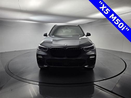 2021 BMW X5 M50i