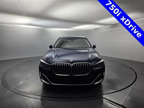 2021 BMW 750 i xDrive