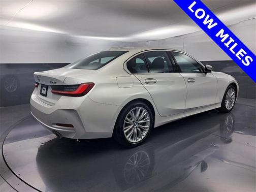 2024 BMW 330 i