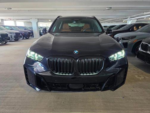 Tanzanite Blue II Metallic 2026 BMW X5 xDrive40i