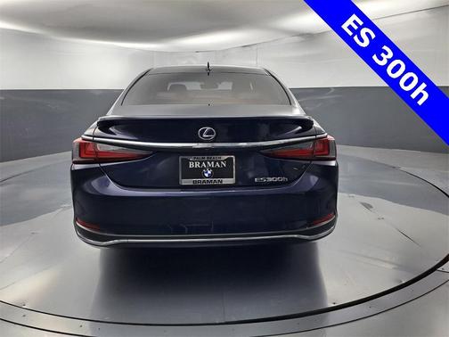 2022 Lexus ES 300h 300H