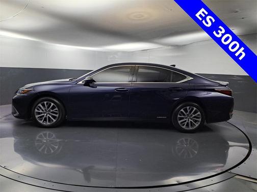 2022 Lexus ES 300h 300H