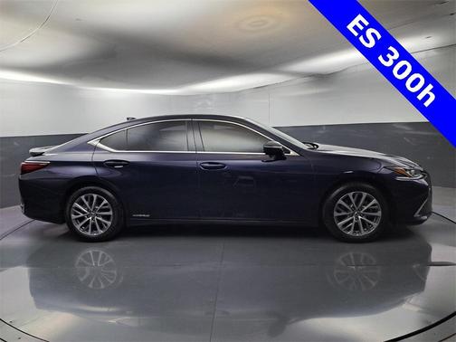 2022 Lexus ES 300h 300H