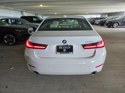 Mineral White Metallic 2026 BMW 330 I XDrive