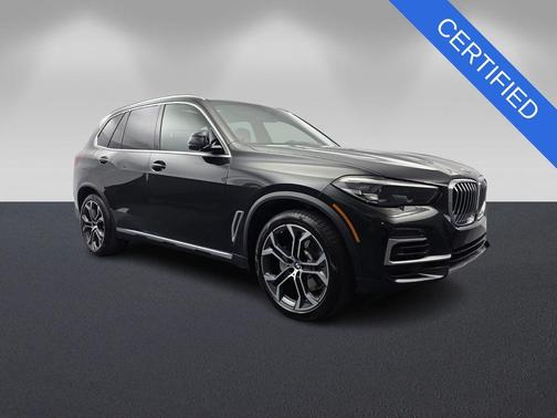 Black Sapphire Metallic 2023 BMW X5 sDrive40i