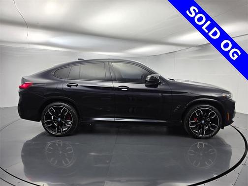 2024 BMW X4 M40i