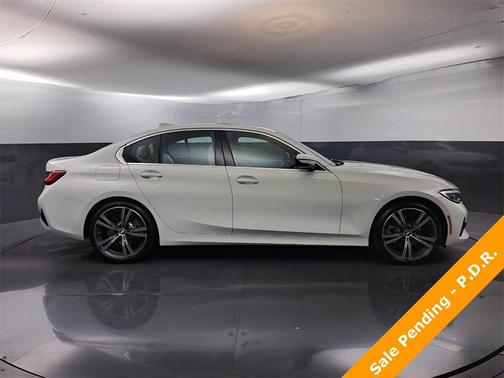 2022 BMW 330 i