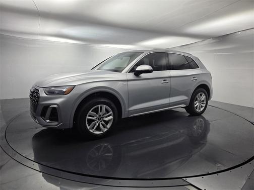 2023 Audi Q5 45 S line quattro Premium