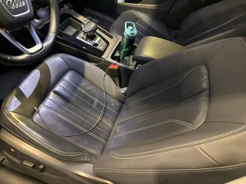 2023 Audi Q5 45 S line quattro Premium