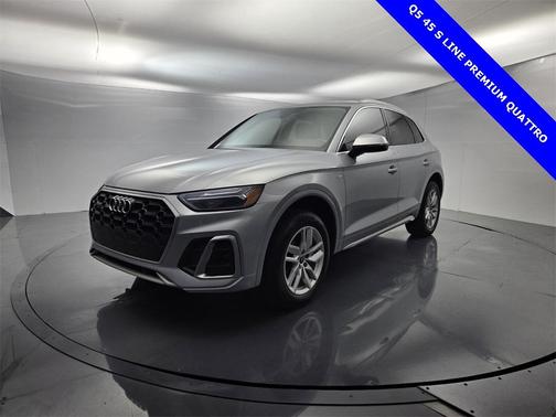 2023 Audi Q5 45 S line quattro Premium