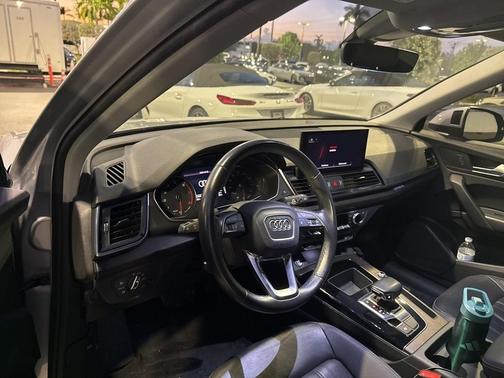 2023 Audi Q5 45 S line quattro Premium