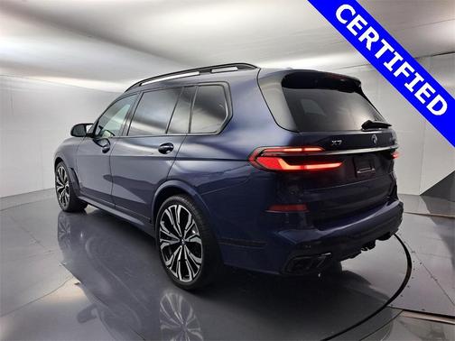 2024 BMW X7 M60i