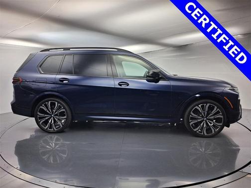 2024 BMW X7 M60i
