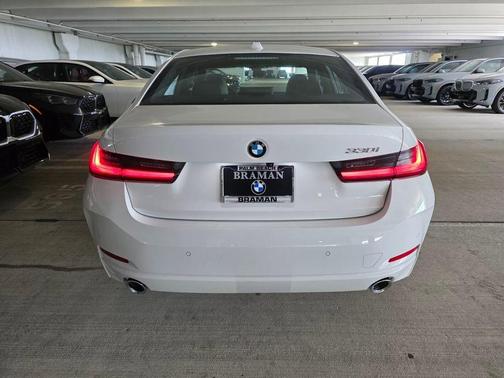 Alpine White 2026 BMW X5 sDrive40i