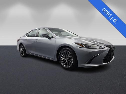Iridium 2025 Lexus ES 300h Luxury