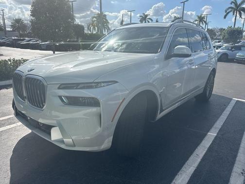 2024 BMW X7 xDrive40i