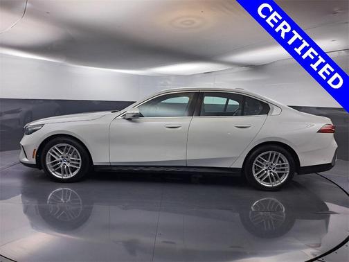 2025 BMW 530 i