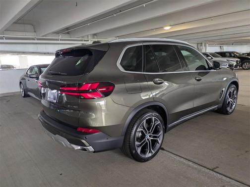 2026 BMW X5 sDrive40i