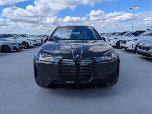 2026 BMW iX xDrive45