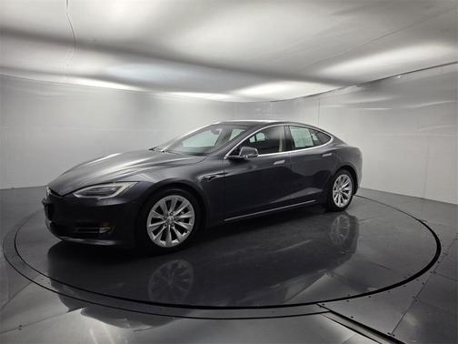 2016 Tesla Model S 90D