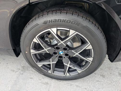 Black Sapphire Metallic 2026 BMW X3 30 xDrive