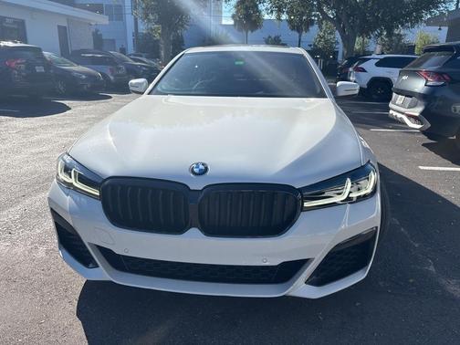 2023 BMW 530 i
