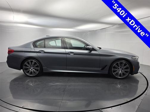 2019 BMW 540 i xDrive