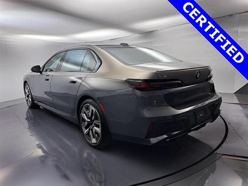 2023 BMW 760 760i xDrive
