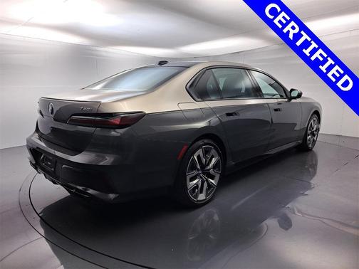 2023 BMW 760 760i xDrive