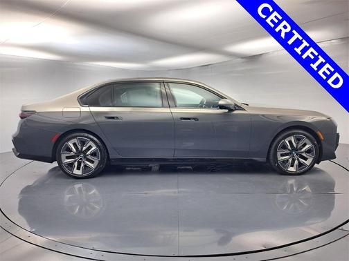 2023 BMW 760 760i xDrive
