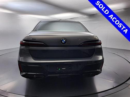 2023 BMW 760 760i xDrive