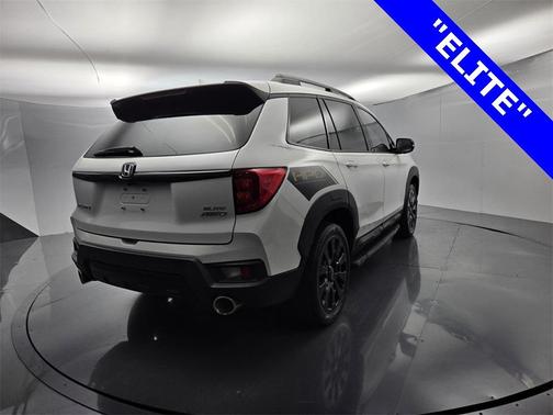 2023 Honda Passport Elite