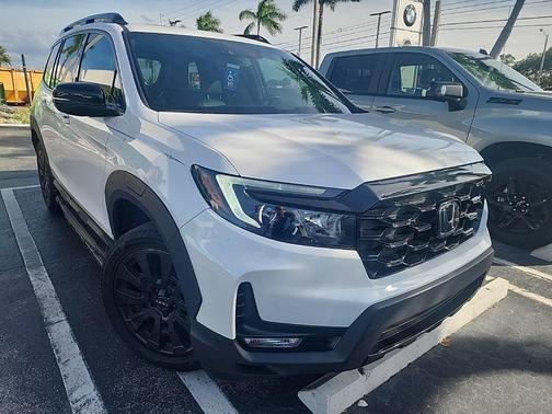 2023 Honda Passport Elite