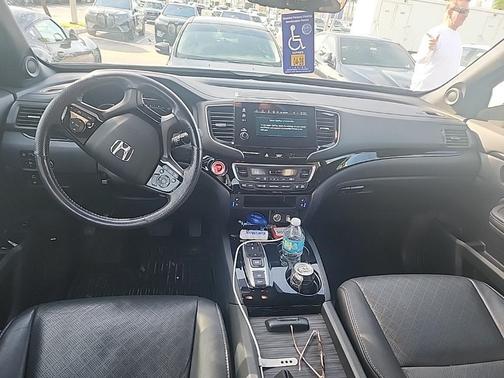 2023 Honda Passport Elite