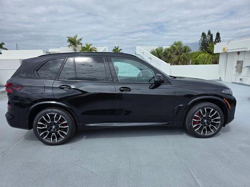Black Sapphire Metallic 2026 BMW X5 sDrive40i